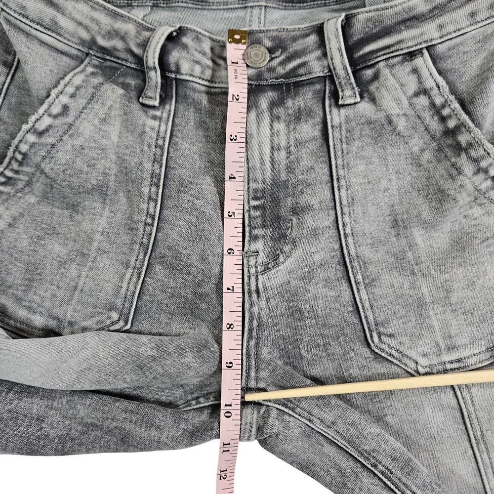 Vervet Distressed Wash Cargo Pants, Distressed Grey, Size 26 - Picture 14 of 14